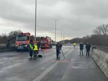 Reportage télévisé Namur Asphalte sur la réparation de l'échangeur E42